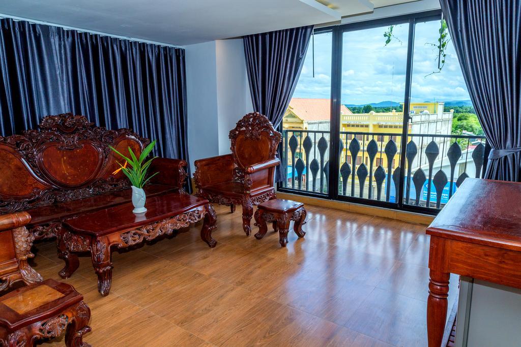 Ly Heng Chhay Hotel Paôy Pêt Zewnętrze zdjęcie