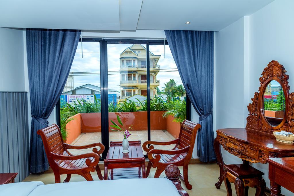 Ly Heng Chhay Hotel Paôy Pêt Zewnętrze zdjęcie