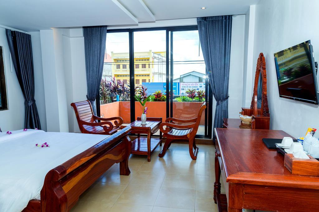 Ly Heng Chhay Hotel Paôy Pêt Zewnętrze zdjęcie