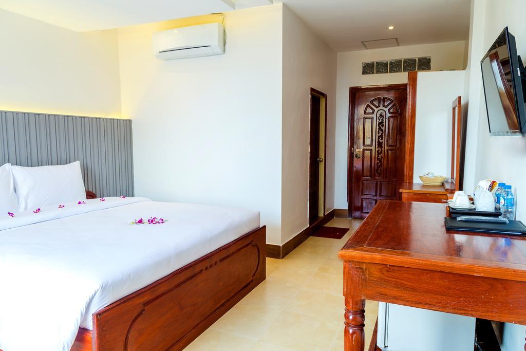 Ly Heng Chhay Hotel Paôy Pêt Zewnętrze zdjęcie