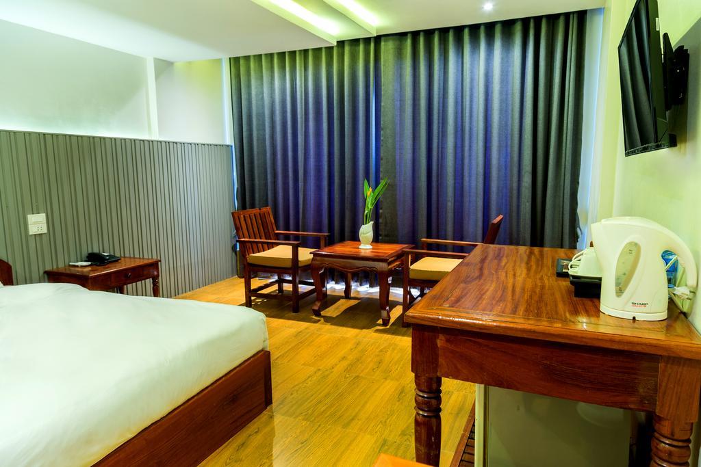 Ly Heng Chhay Hotel Paôy Pêt Zewnętrze zdjęcie