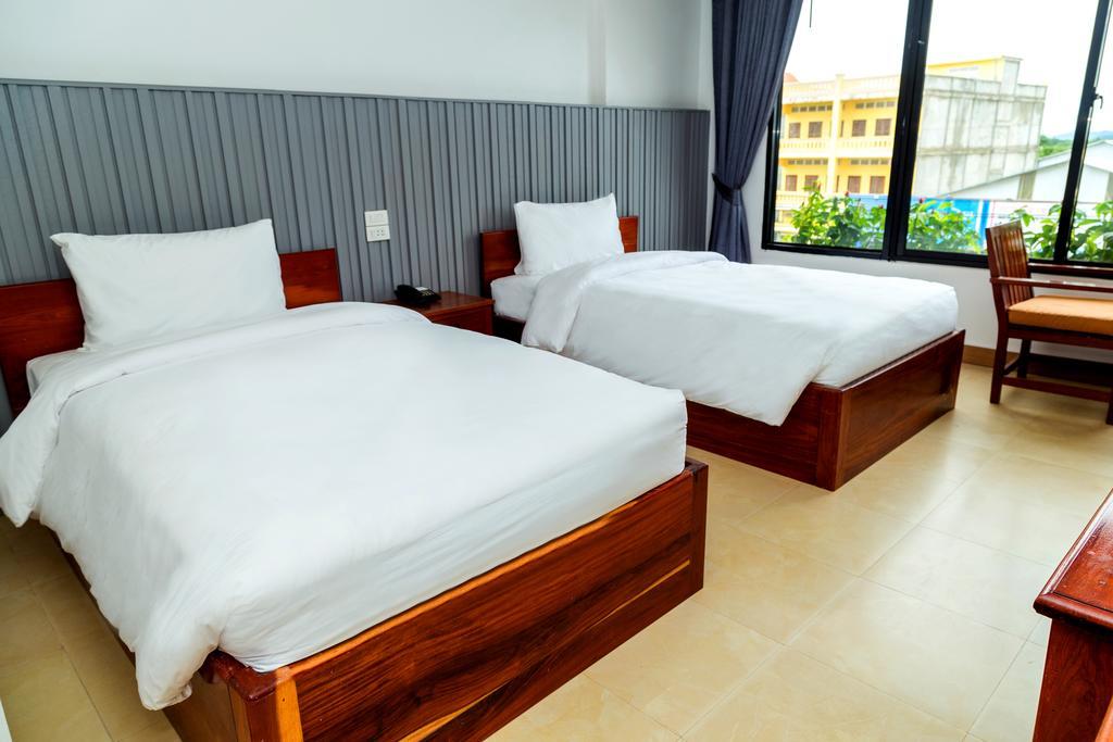 Ly Heng Chhay Hotel Paôy Pêt Zewnętrze zdjęcie
